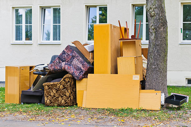 Best Yard Waste Removal  in Und City, MO